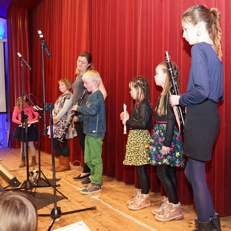 emmjaaruitvoering2019dsc02054.jpg