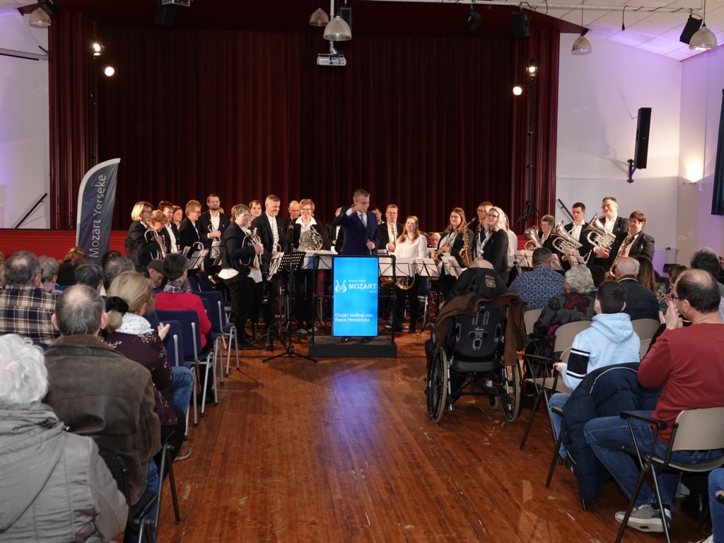 januari2023nieuwjaarsconcertemmenmozartdsc47894.jpg